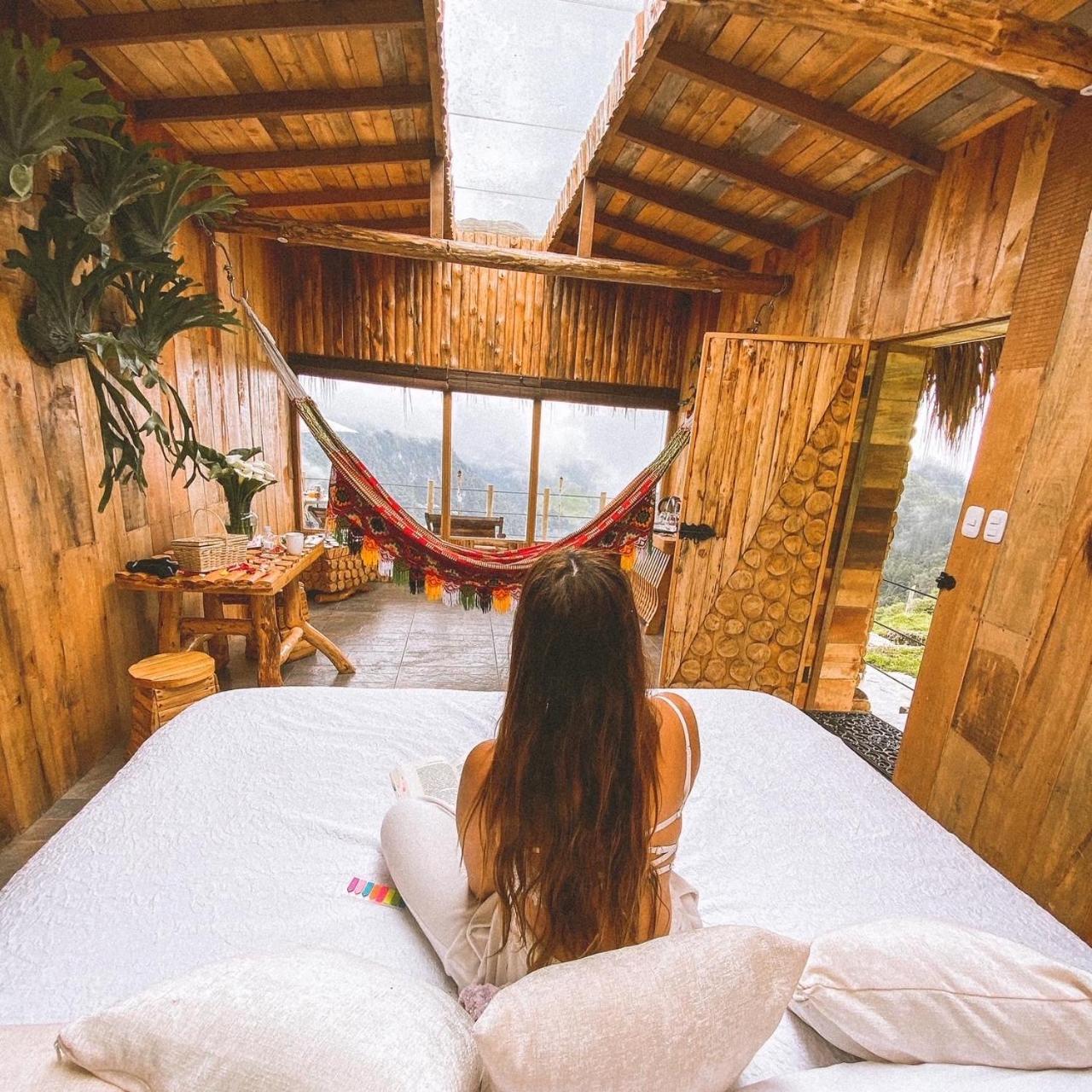 Hostal La Laguna Villamaría エクステリア 写真