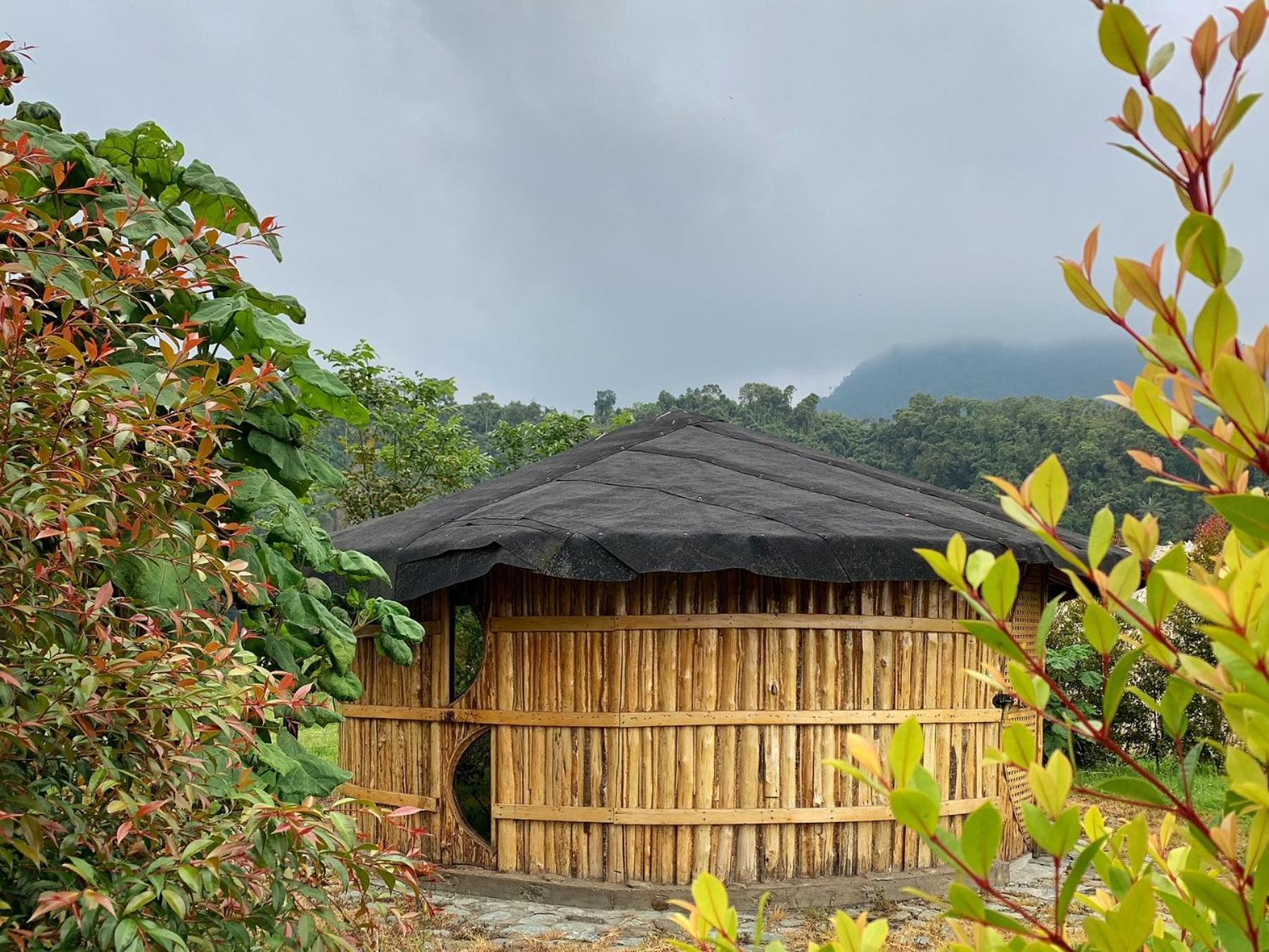 Hostal La Laguna Villamaría エクステリア 写真
