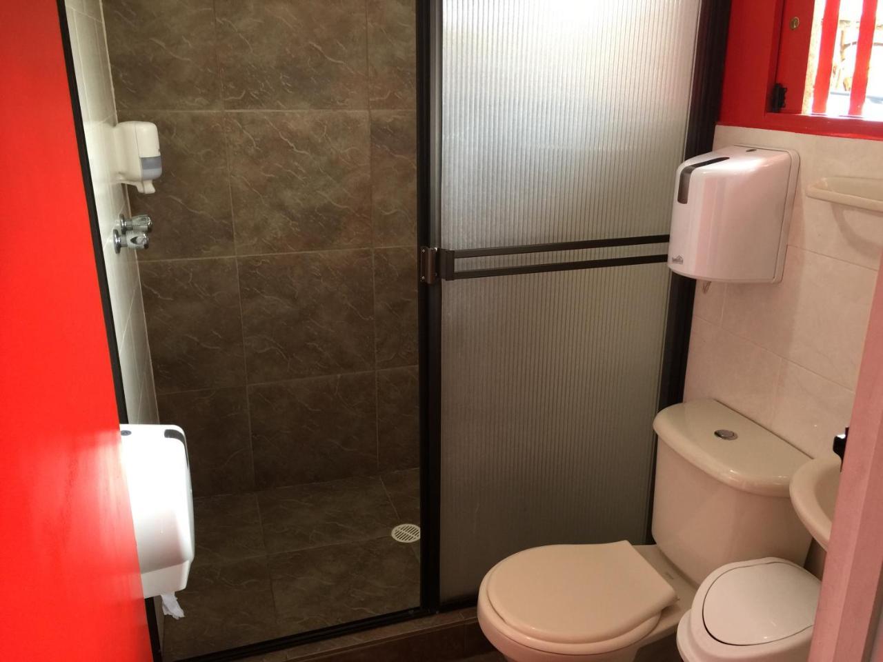 Hostal La Laguna Villamaría エクステリア 写真