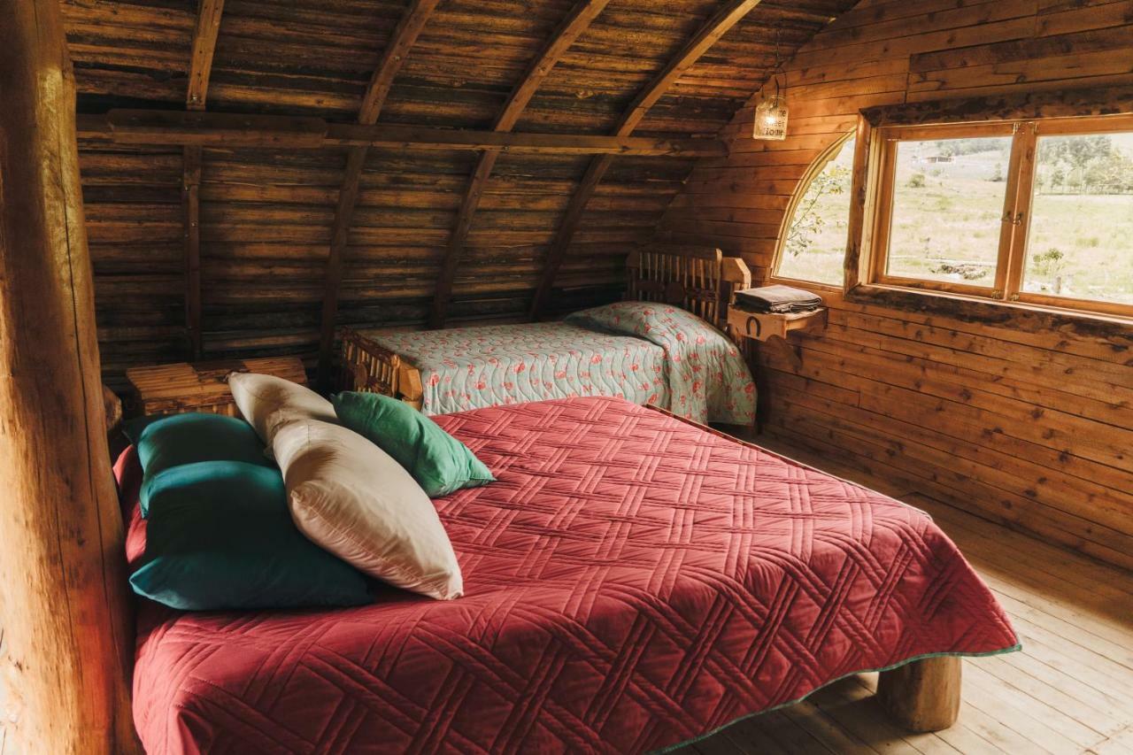 Hostal La Laguna Villamaría エクステリア 写真